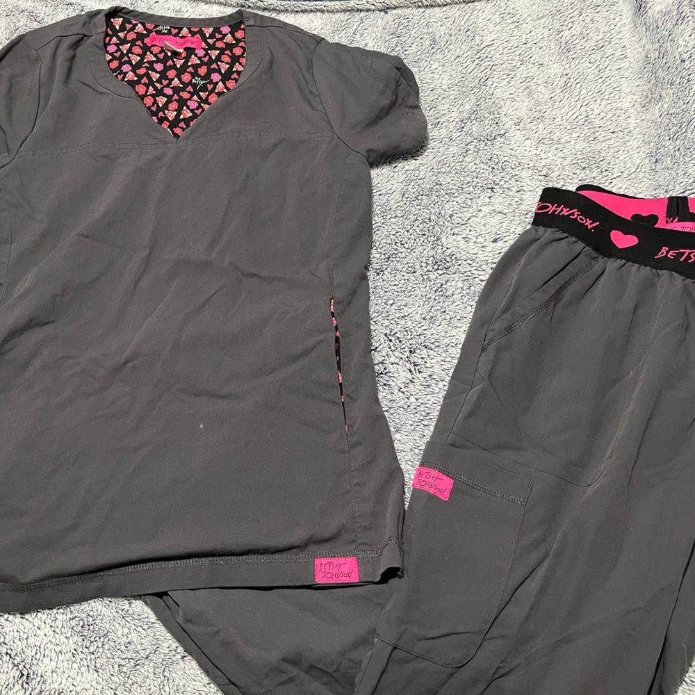 Betsy Johnson scrub set
